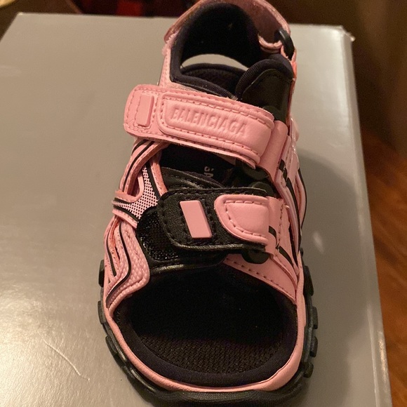 Balenciaga kids sandals - Never worn- Authentic - Picture 3 of 14